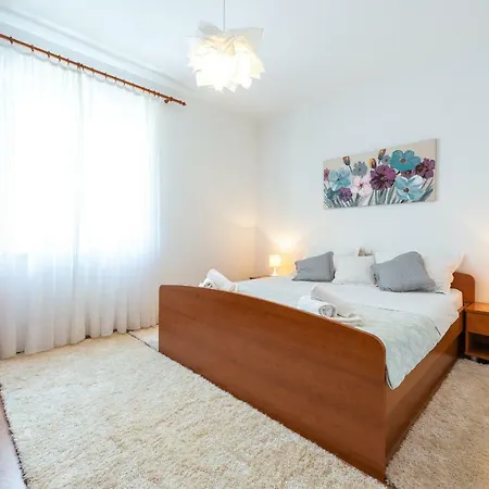 Apartment Jele